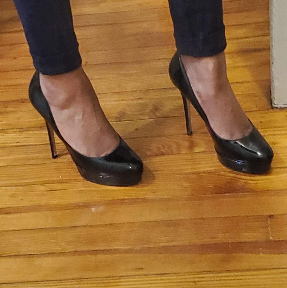 Jimmy Choo Alisa Round Toe Patent Leather Pump